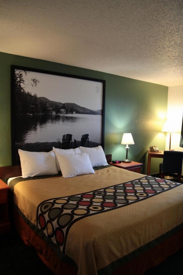 Super 8 by Wyndham Queensbury Glens Falls image 23